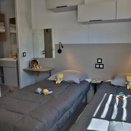 Maeva Respire Le Village Perrosien 4*